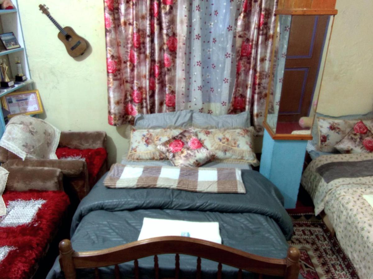 Triple Room with Private Bathroom