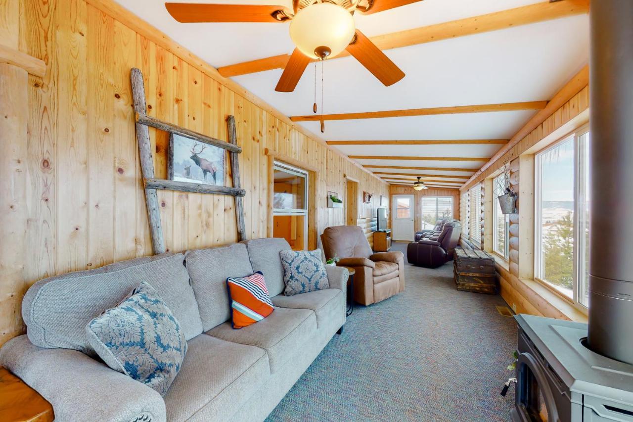 The Lake House - B&B