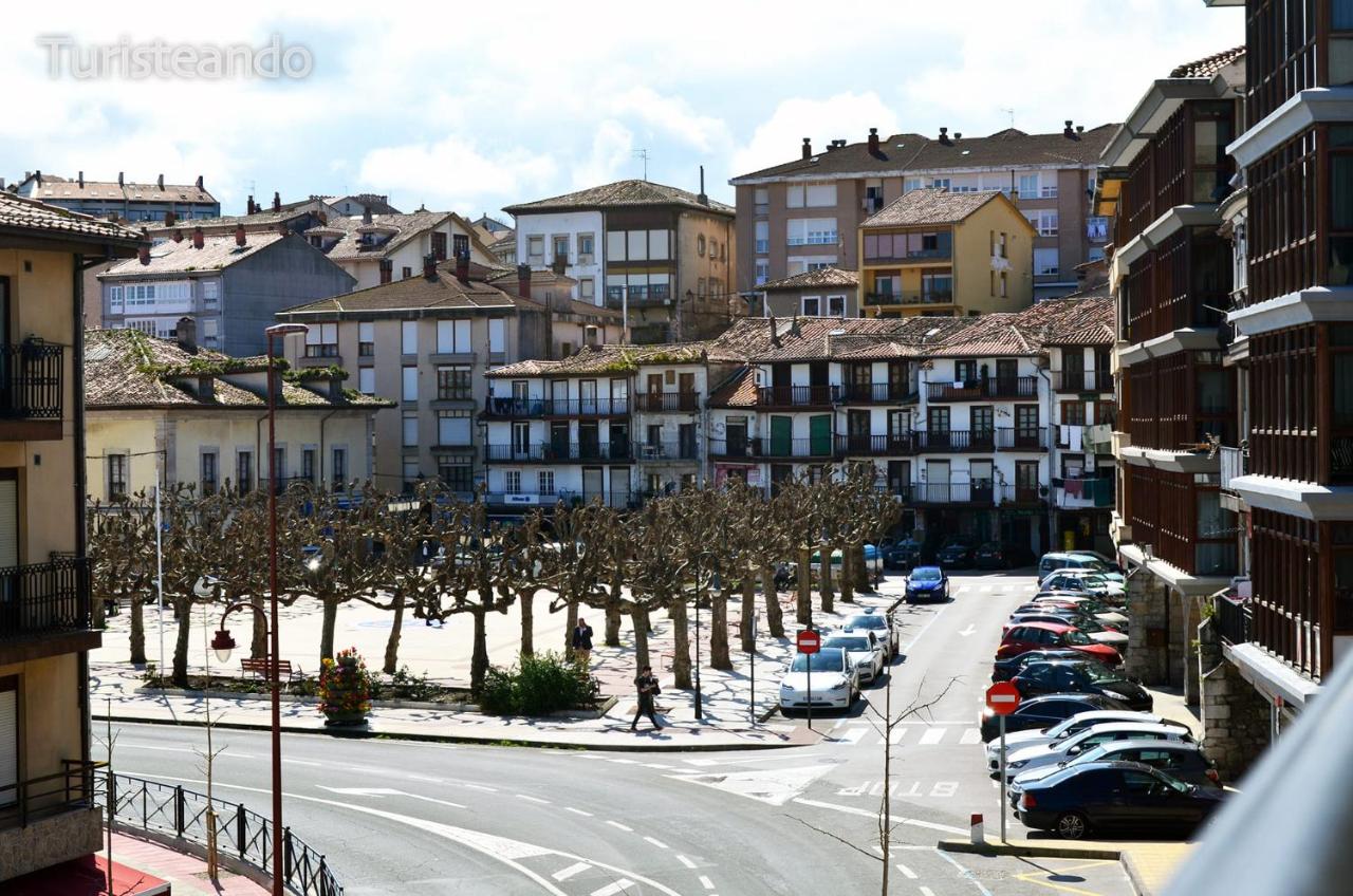 Apartamento Llerandi 2B - Totalmente reformado y con balcón al corazón de San Vicente de la Barquera - Chambres d'hôtes San Vicente de la Barquera