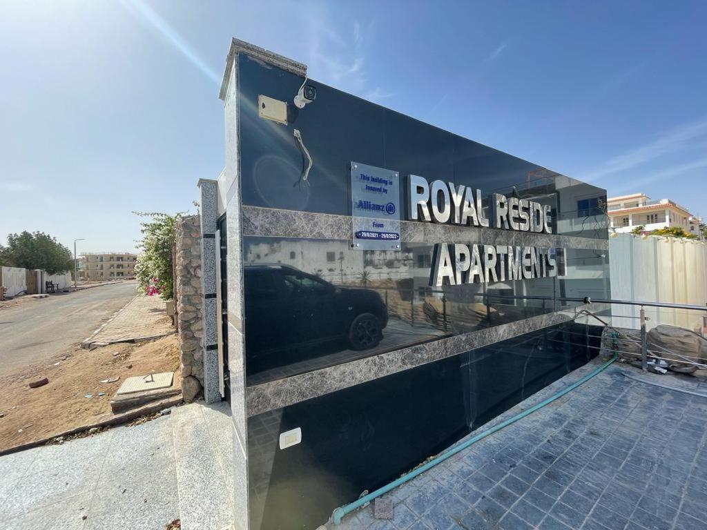 Beautiful 3-Bedroom Apartment on the 4th Floor with Personal Jacuzzi on the Roof and 3 Balconies with Spectacular Seaview - Bed and Breakfast