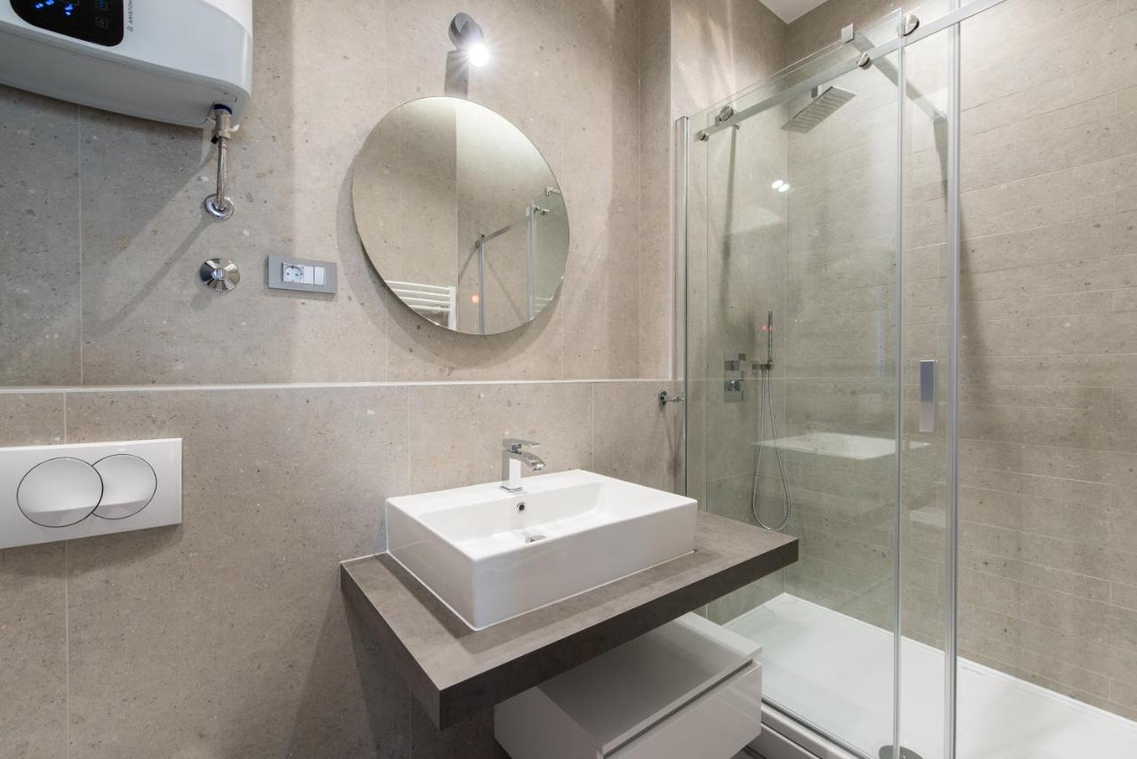 Deluxe Double Room with City View