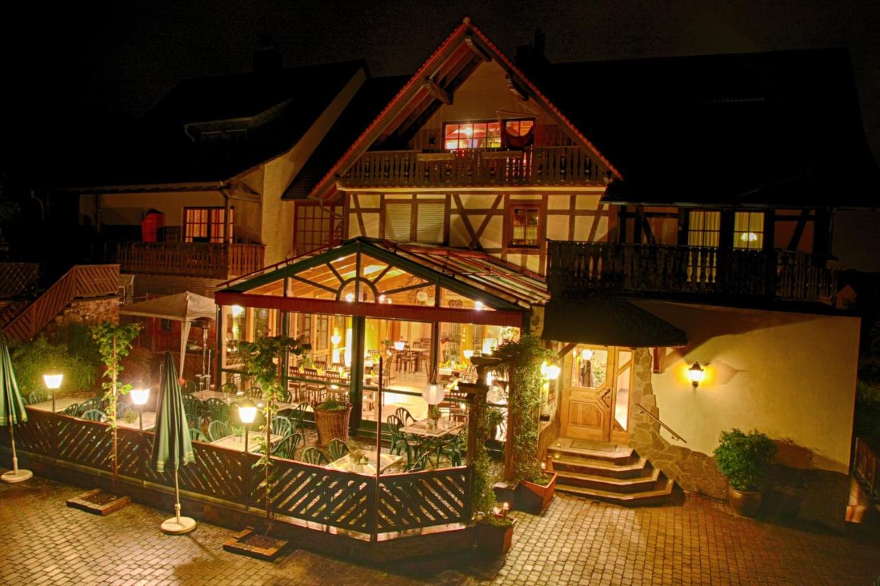 B&B Mömbris - Inn Landgasthof "Zur Gemütlichkeit" - Bed and Breakfast Mömbris