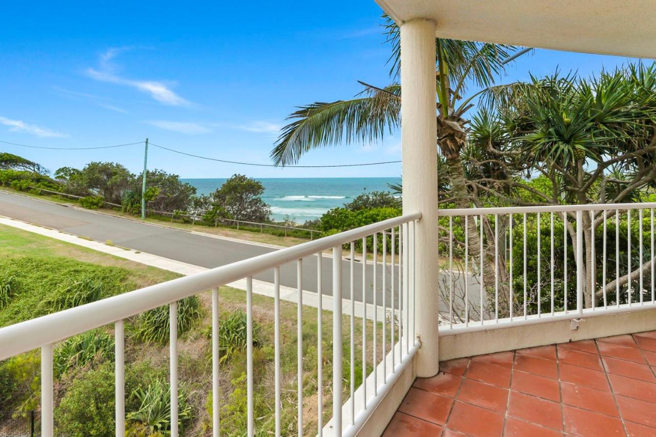 Sun, sand, and surf, Sunrise Beach - B&B