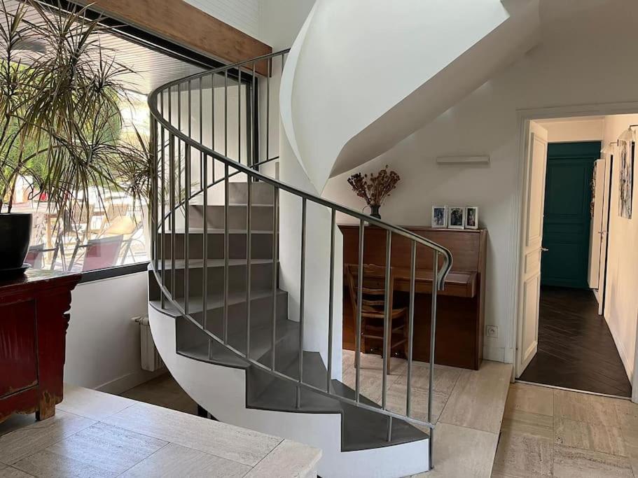Villa Architecte - La Celle saint cloud - B&B