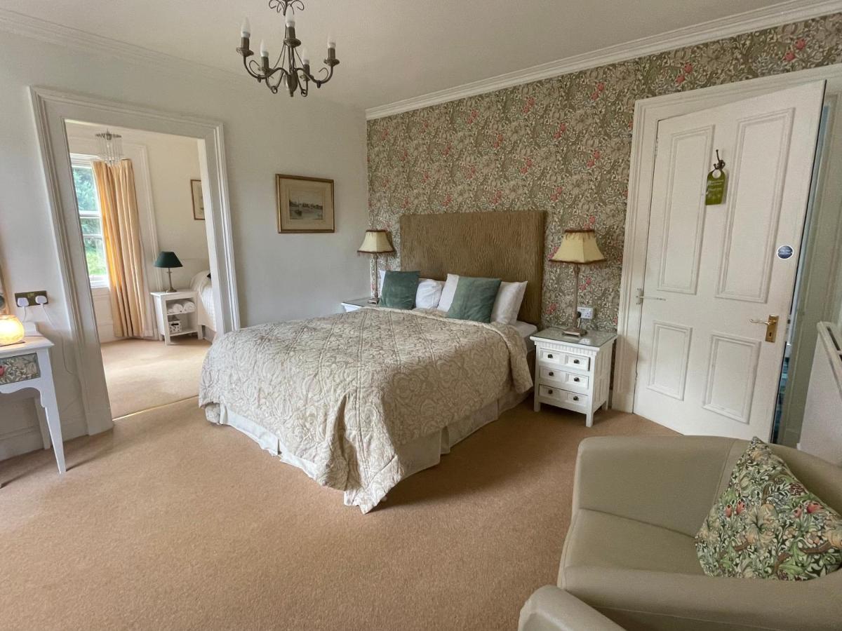 Deluxe Triple Suite