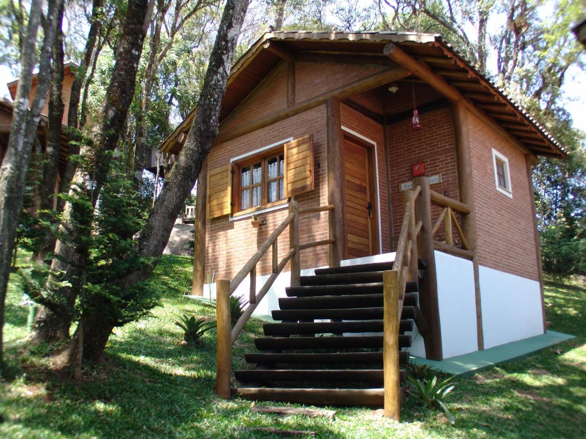 Superior Chalet - Candido Portinari