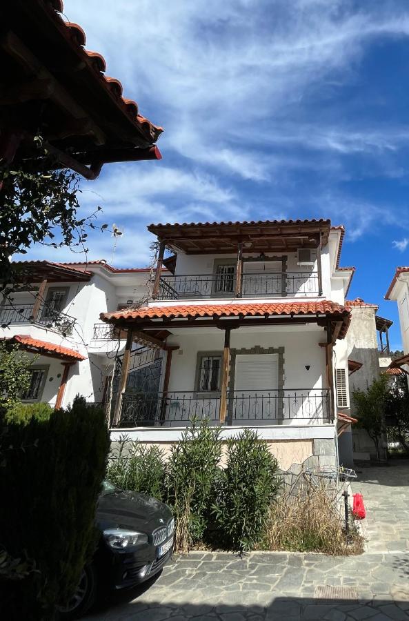 Isidora Summer House - Bed and Breakfast