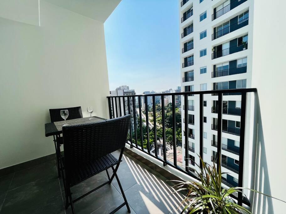 Apartment with incredible view, pool and gym - B&B