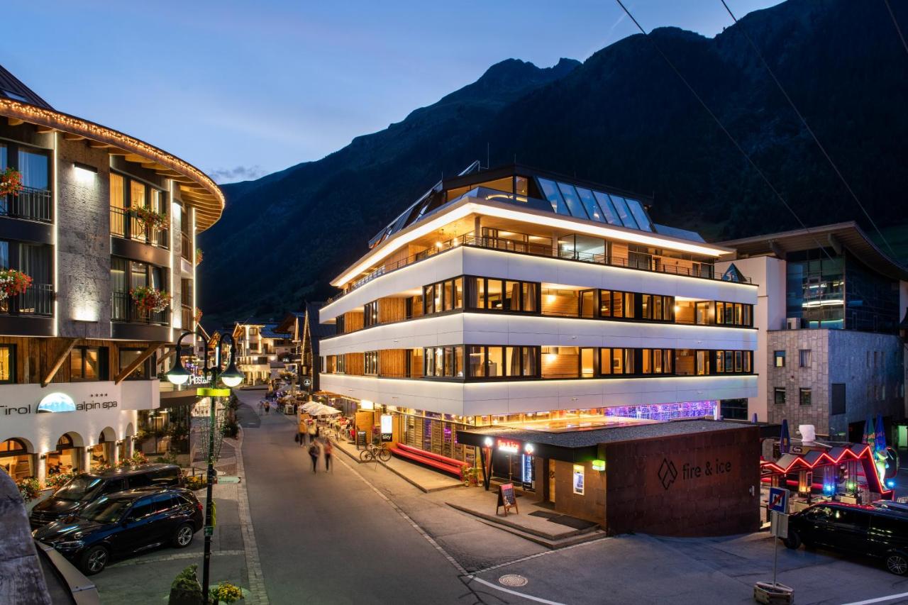 B&B Ischgl - fire & ice LIVING - Bed and Breakfast Ischgl