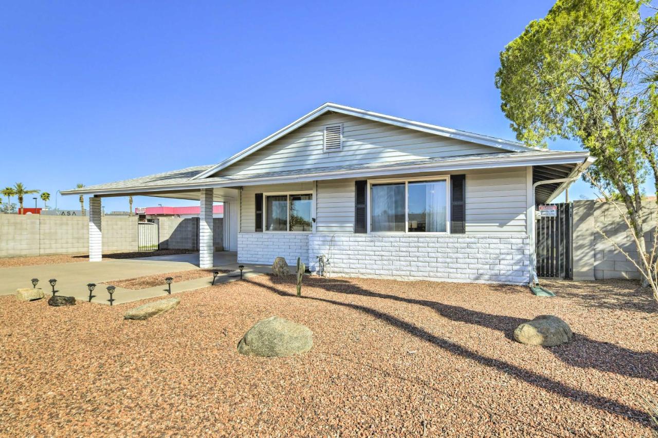 Family-Friendly Chandler Home Near Downtown! - Bed and Breakfast