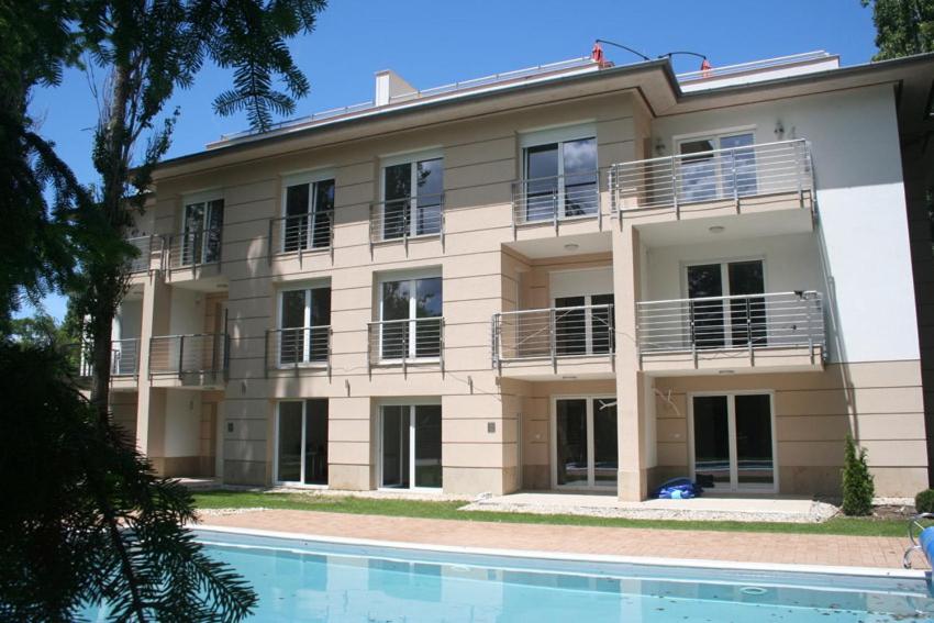 Zamárdi apartman - Ferienwohnung