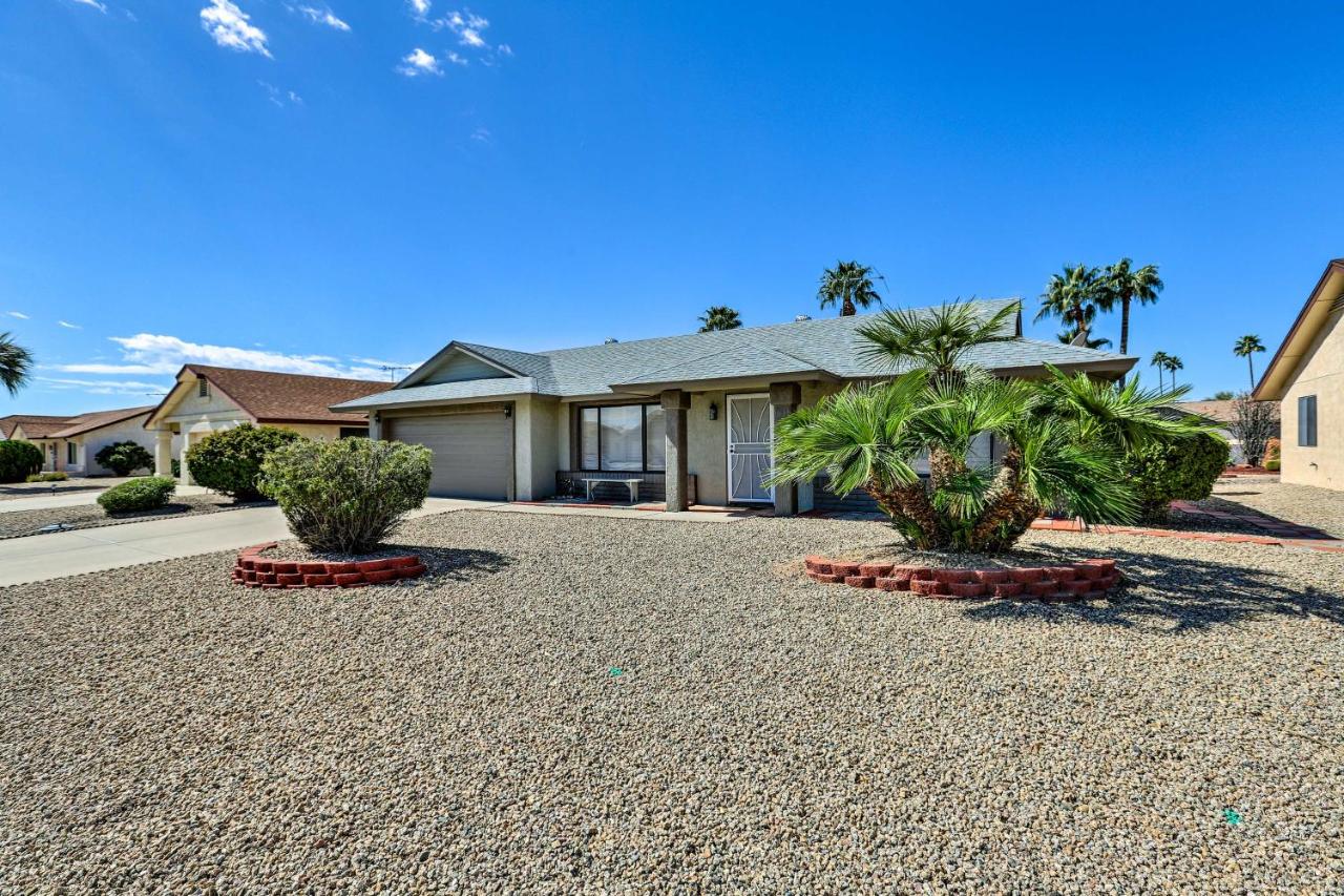 < 1 Mi to Golf: Home w/ Screened Porch in Sun City - B&B Sun City West