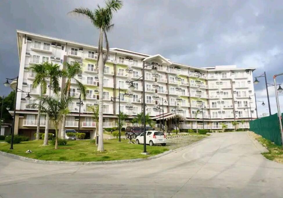The Nearest Studio from MactanAirport with Disney+ - B&B