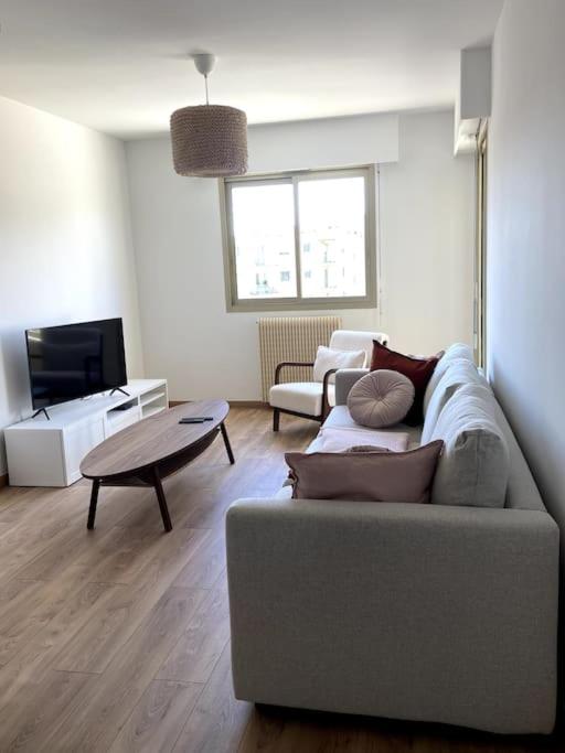 Bel appartement T2, lumineux - Chambres d’hôtes Ajaccio