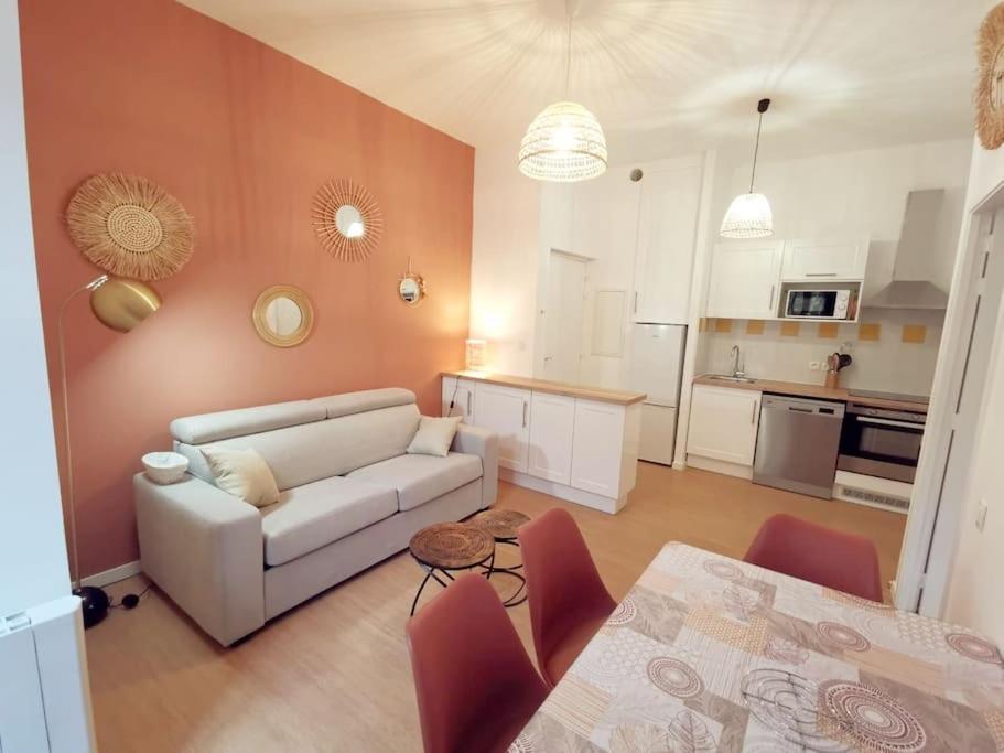 LA GABICHE - NOUVEAU T2 FACE AUX THERMES - B&B