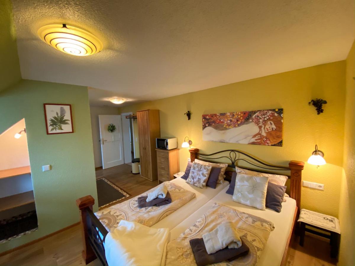 Studio-Apartment