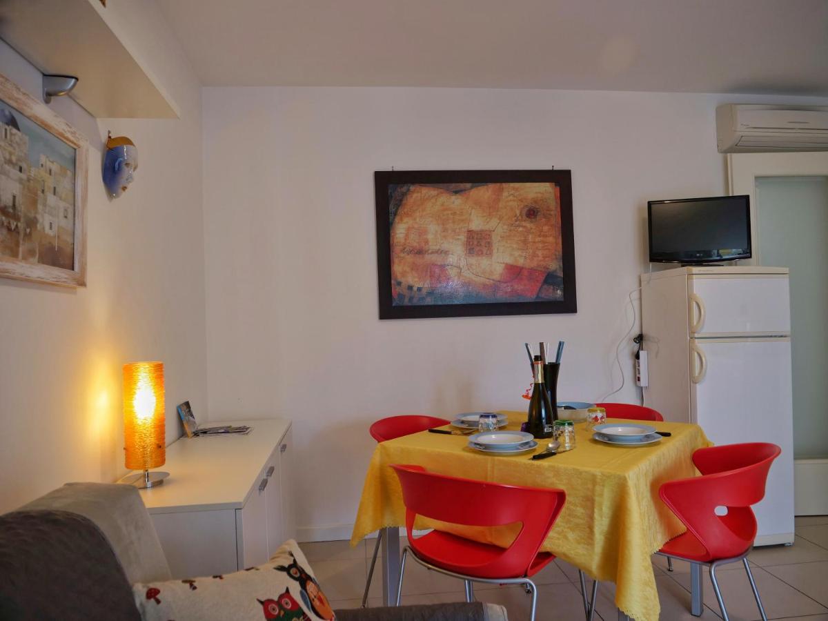 STELLA MARINA centralissimo bilocale con grande terrazzo - B&B Grado