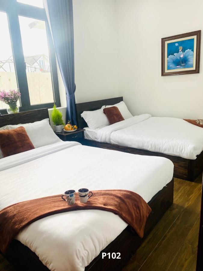 Großes Doppel-/Zweibettzimmer