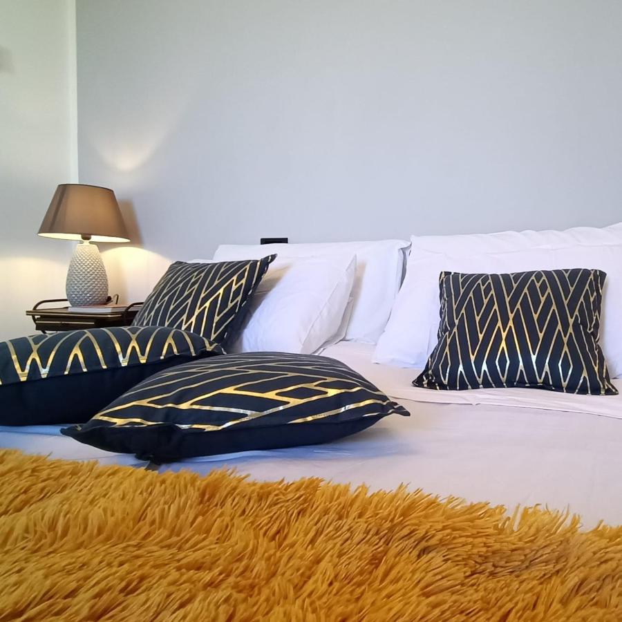 B&B Viterbo - ArtGallery Apartment - Villa immersa nel verde - Deluxe - Bed and Breakfast Viterbo