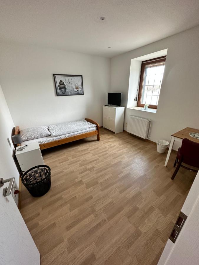 Camera Singola con Bagno in Comune