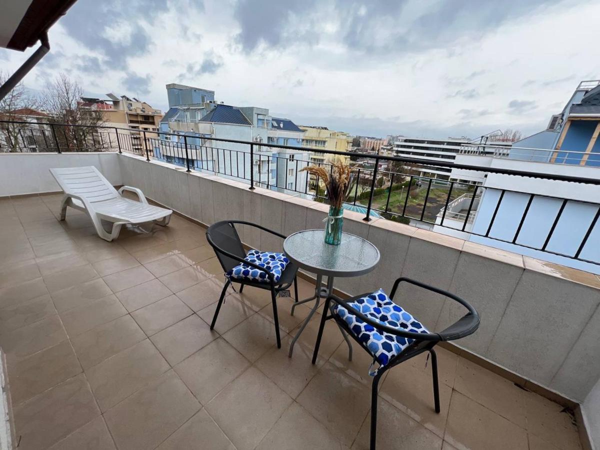 Apartment mit Terrasse