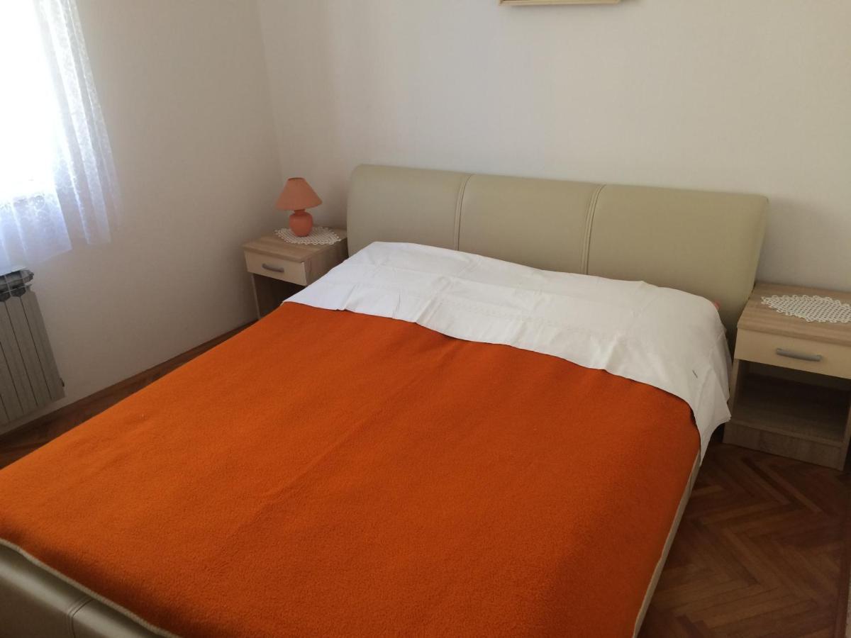 Appartamento con 3 Camere da Letto e con Balcone