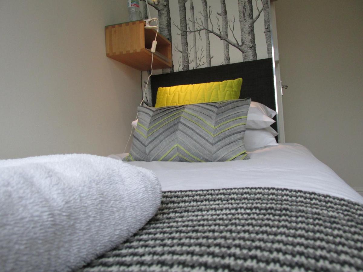 Einzelzimmer mit Gemeinschafts-WC