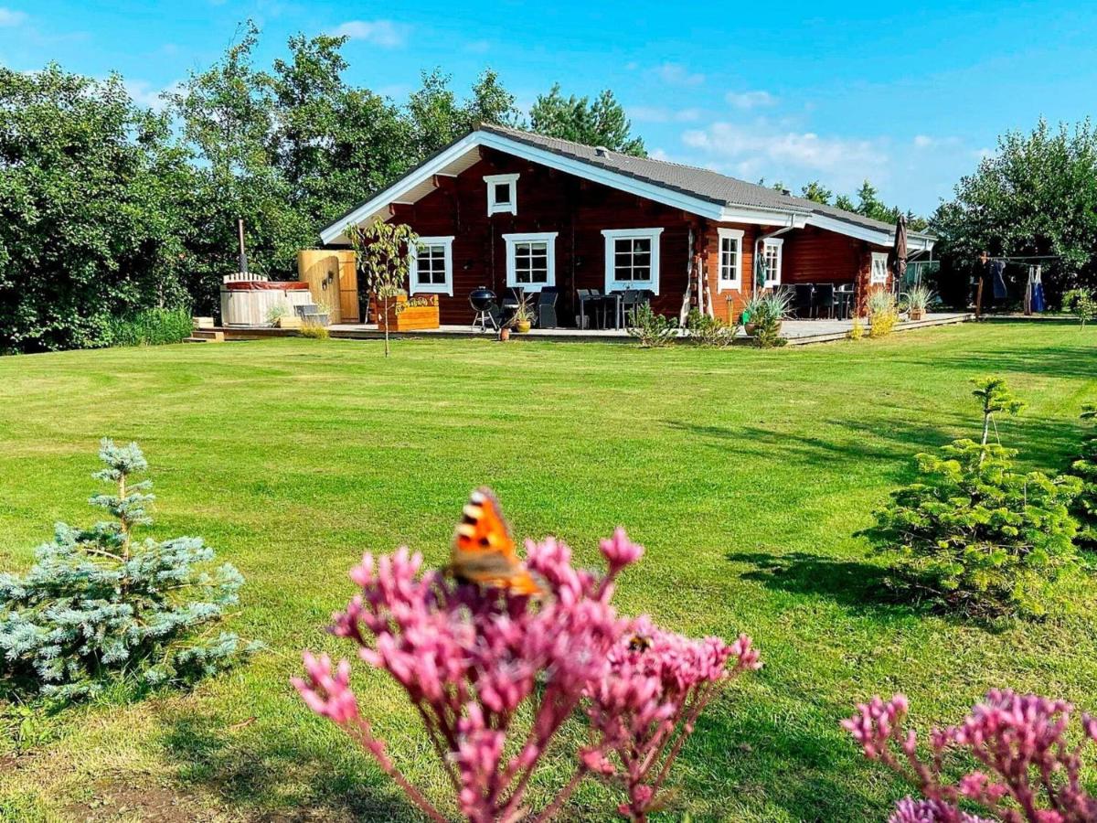 B&B Hemmet - 8 person holiday home in Hemmet - Bed and Breakfast Hemmet