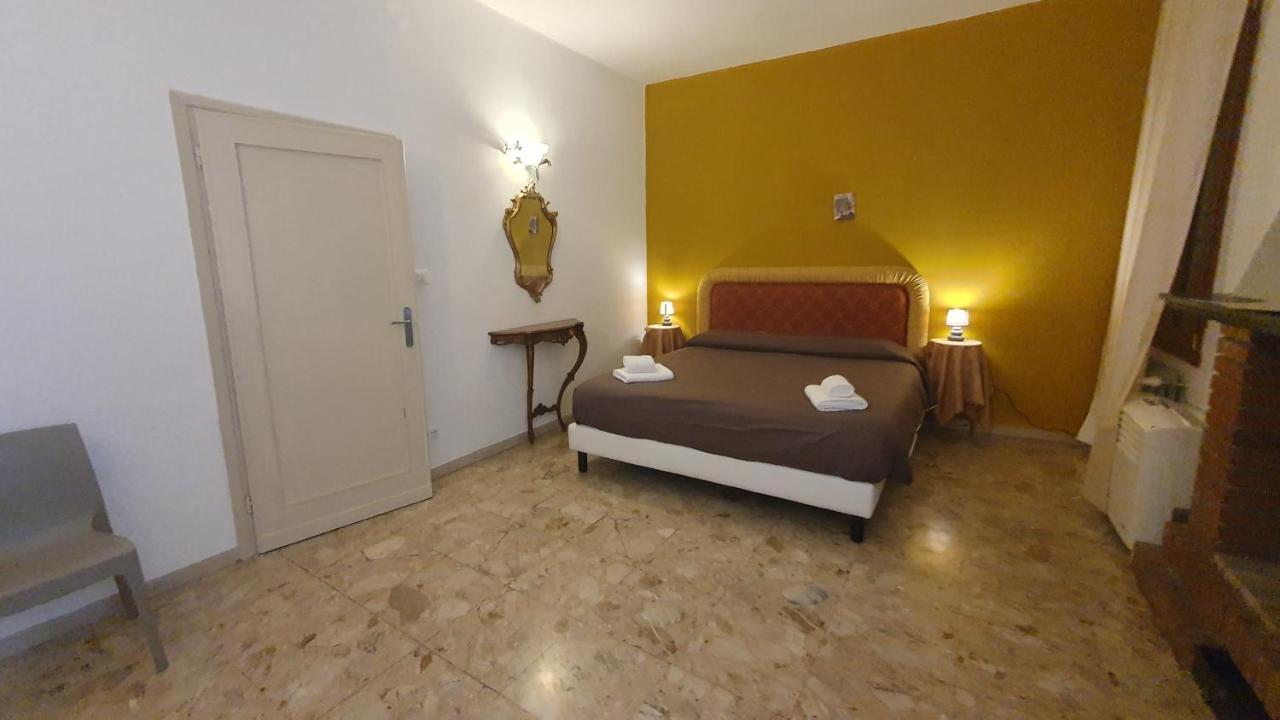 Double Room with Private External Bathroom