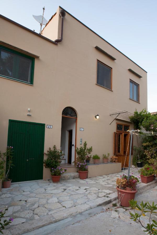Vito nel Baglio - B&B Scopello