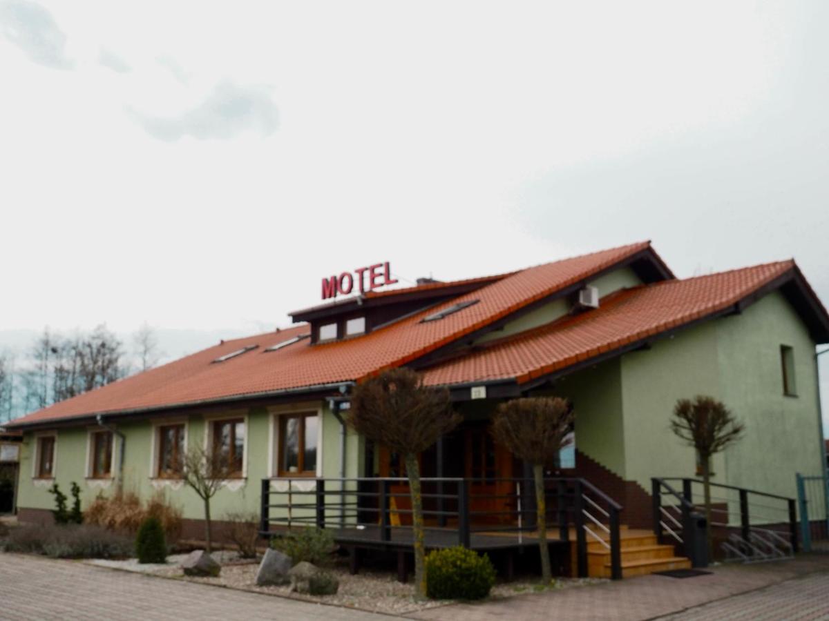 Zajazd u Basi - B&B Otyń