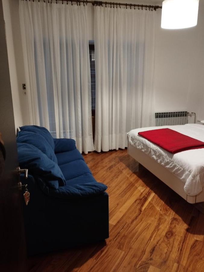 Appartamento con 4 Camere da Letto e Vista Mare