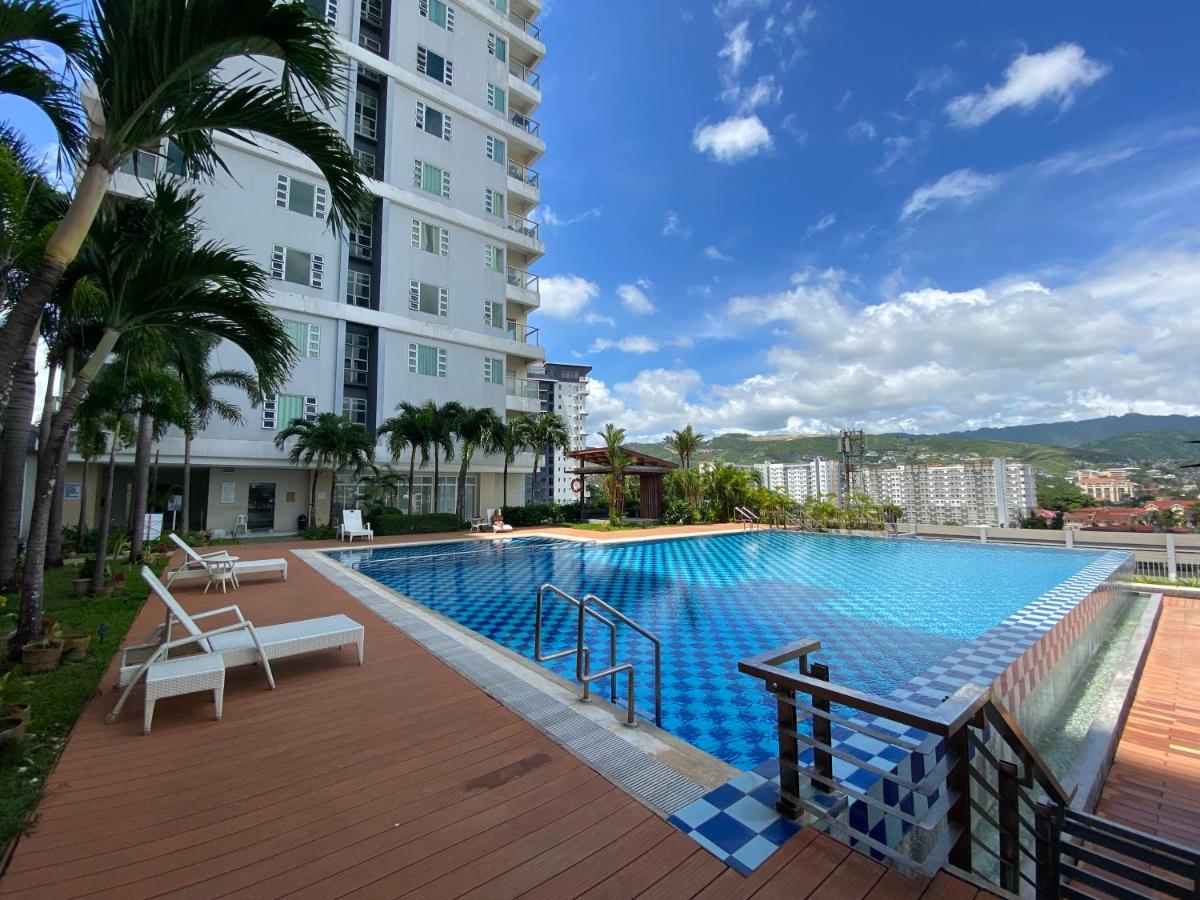 Cebu One Pavillion Place by P&J - B&B