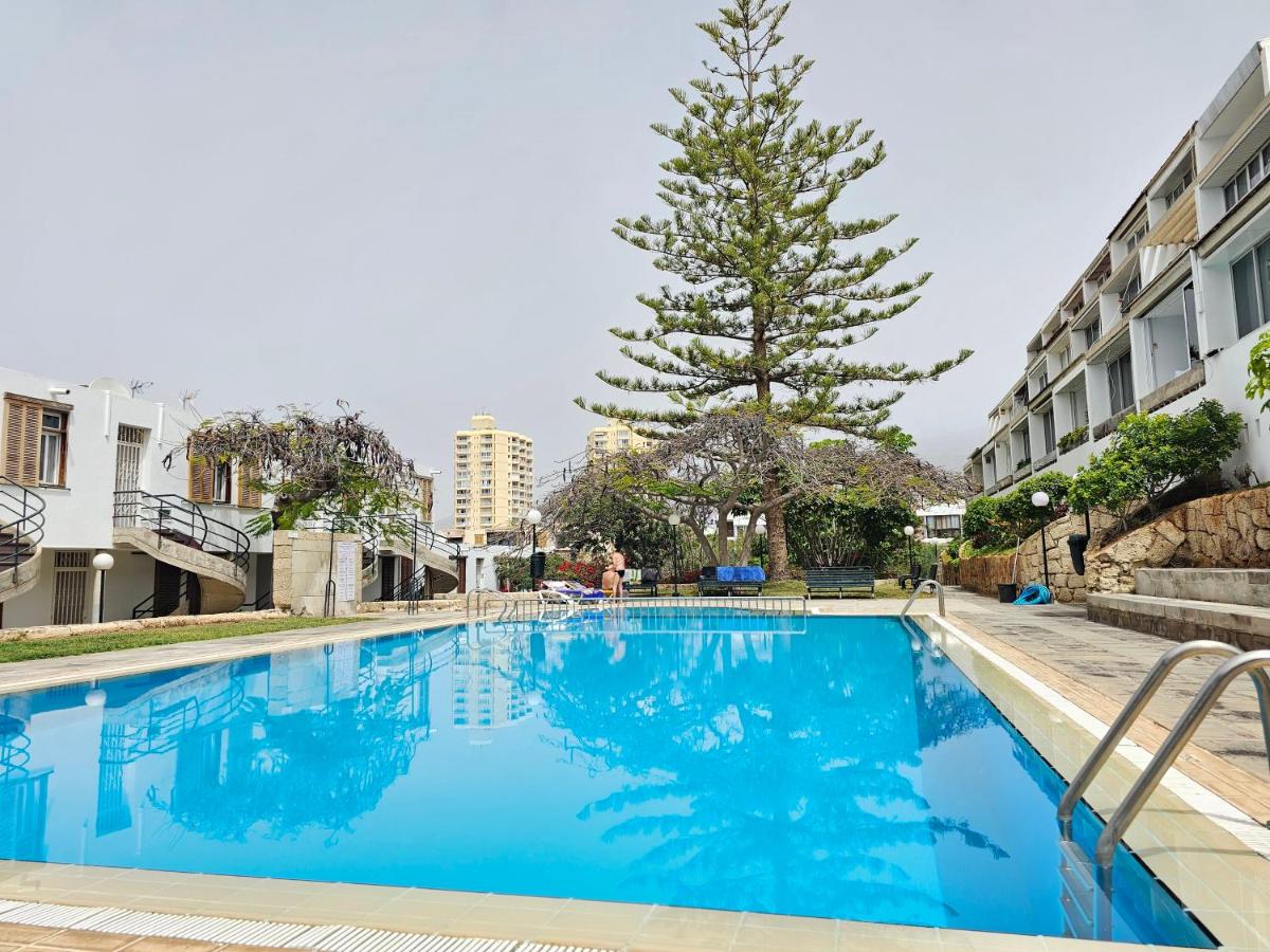 HOLIDAYS BEACH & POOL ,AIRCOND , Las Americas - Ferienwohnung