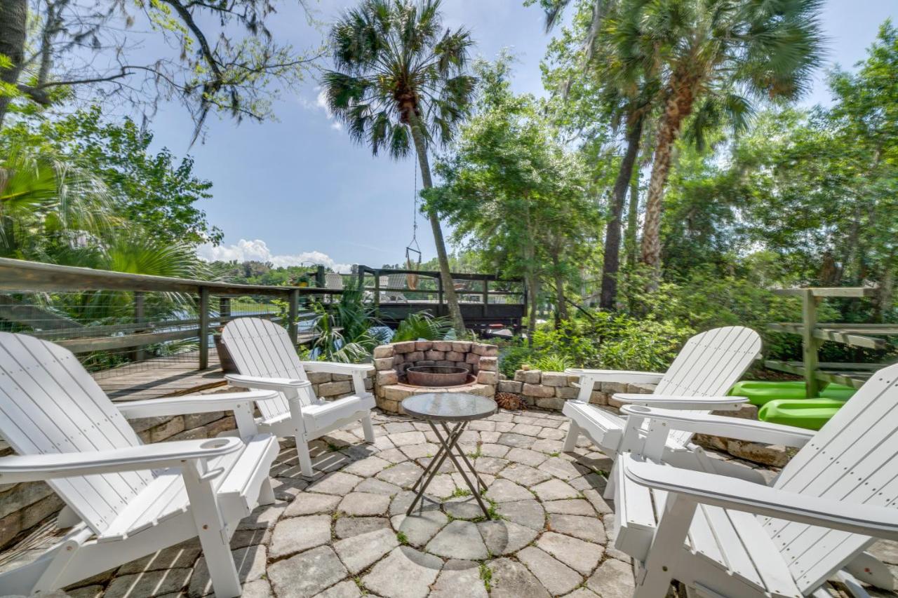 B&B Dunnellon - Riverside Dunnellon Home with Private Dock and Kayaks! - Bed and Breakfast Dunnellon