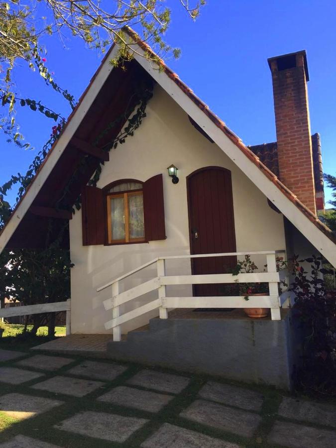 Chalet with Spa Bath (2 Adults)