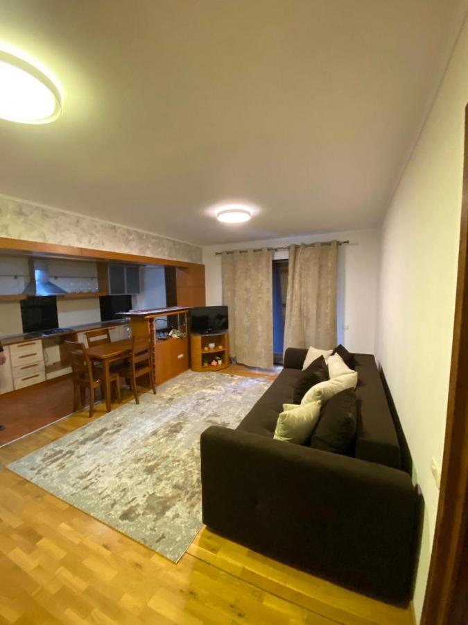 Maria Apartament - B&B Sinaia