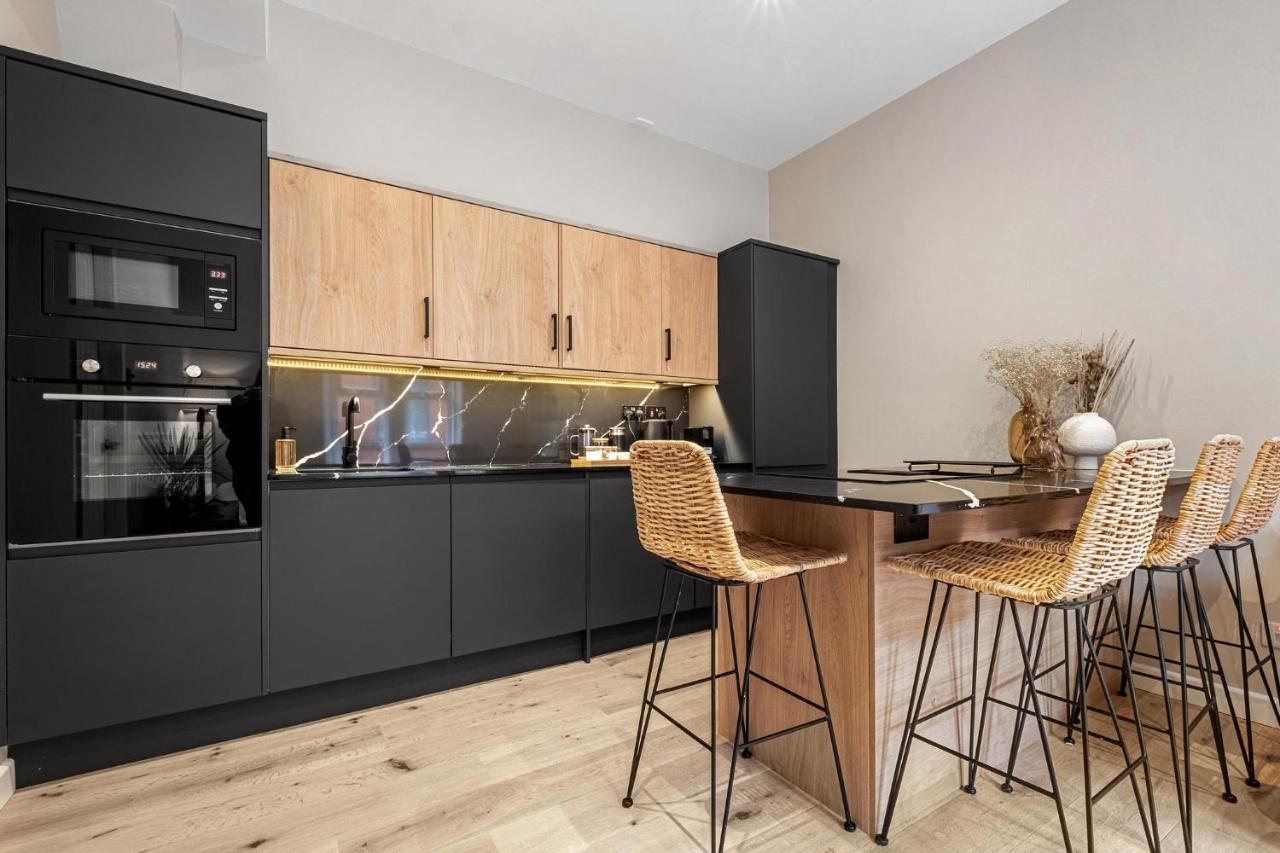 Stylish 1 Bed City Centre Apartment (Sleeps 4) - B&B