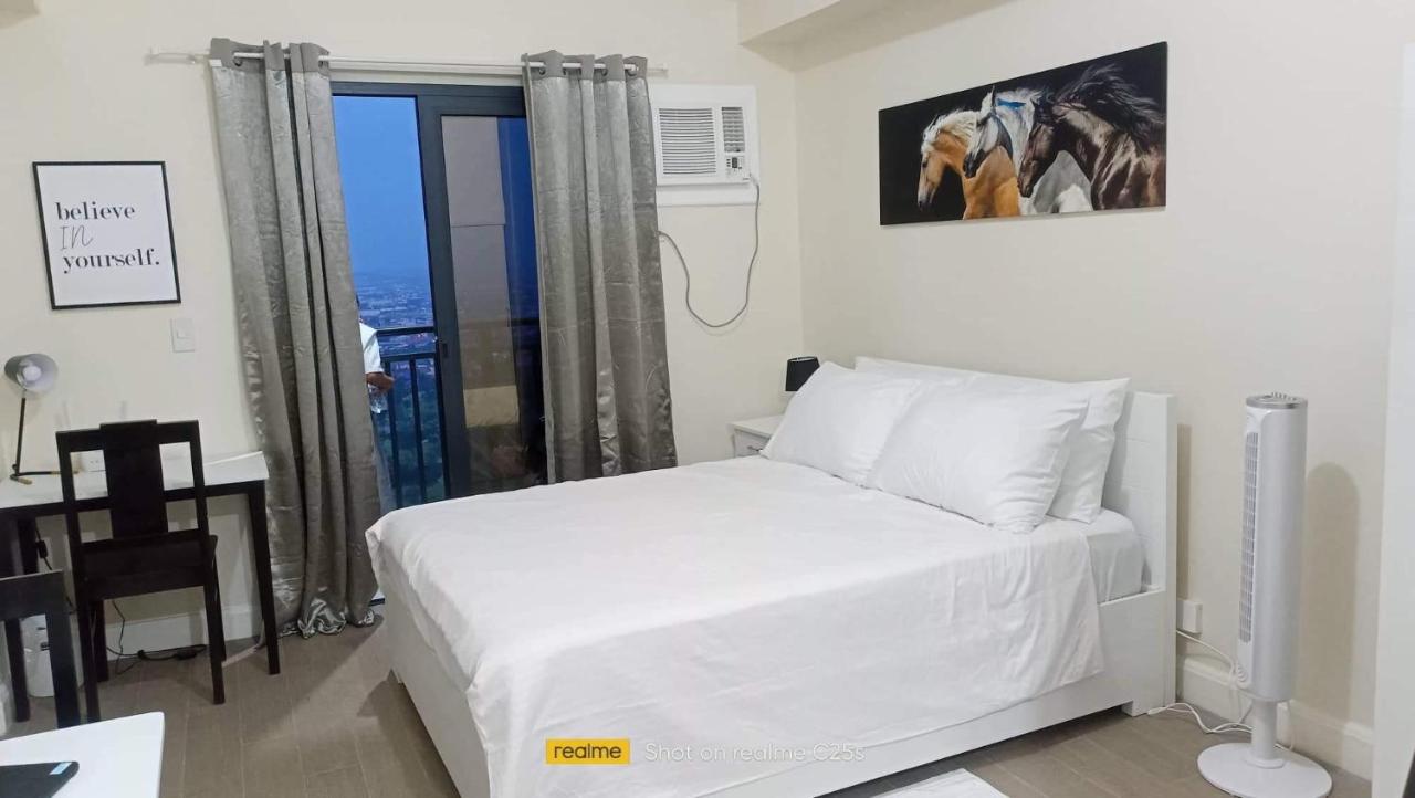 B&B Cebu City - Studio Unit at North Tower Grand Residences Cebu - Bed and Breakfast Cebu City