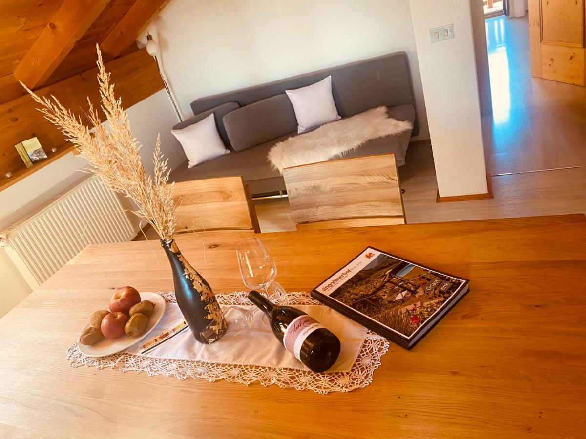 B&B Montan - Engadiner Apartments & Wines - Bed and Breakfast Montan