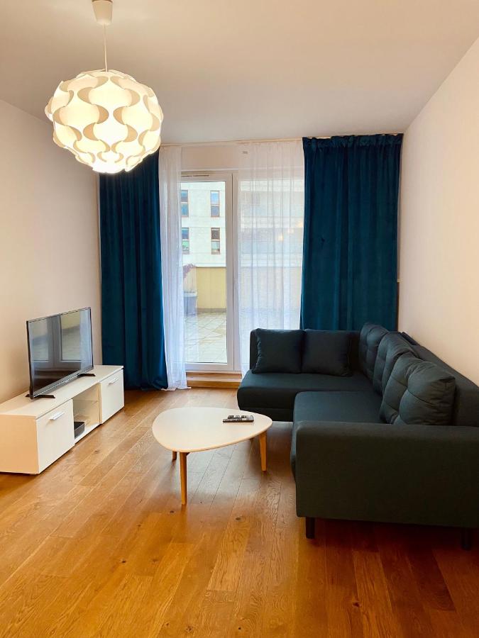 B&B Warsaw - Project Comfort Apartament Pełczyńskiego 17A/2 Bemowo - Bed and Breakfast Warsaw