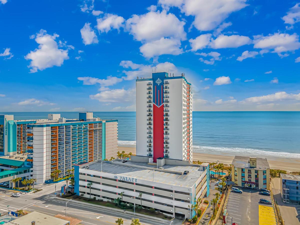 Ocean Front Studio with Panoramic Views! Palace Resort 1001 - Bed and Breakfast Myrtle Beach