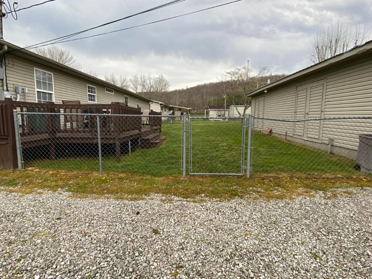 5 Star with Direct Access to Brimstone Recreation Game Room Comfortable Up to 4 Bedrooms Stylish - B&B