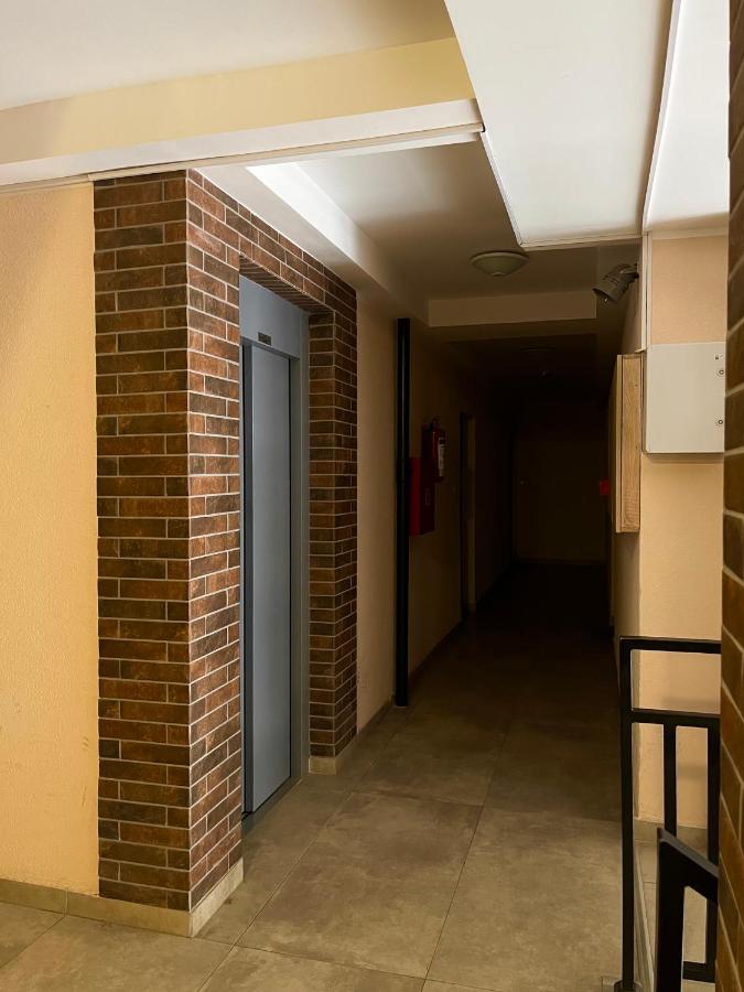 MyPlace Apartment Novi Sad - Private Parking - Chambres d’hôtes