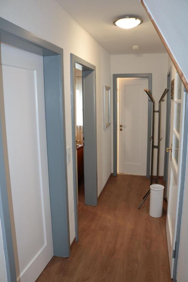 Ferienwohnungen Michaela Bucher Obergeschoss - Bed and Breakfast Friedrichshafen