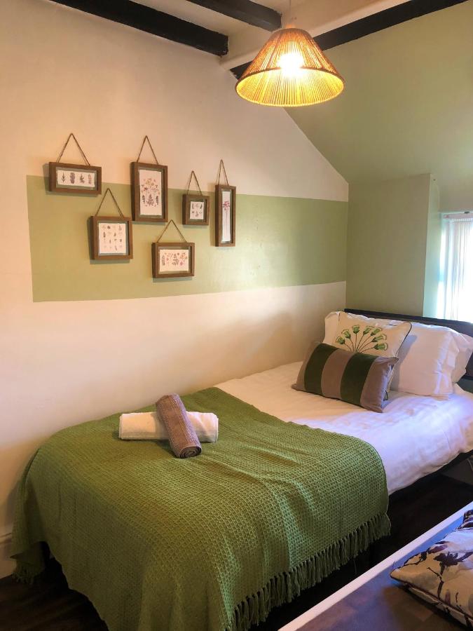 B&B Llanrug - Snowdon Cottage 2 - Bed and Breakfast Llanrug