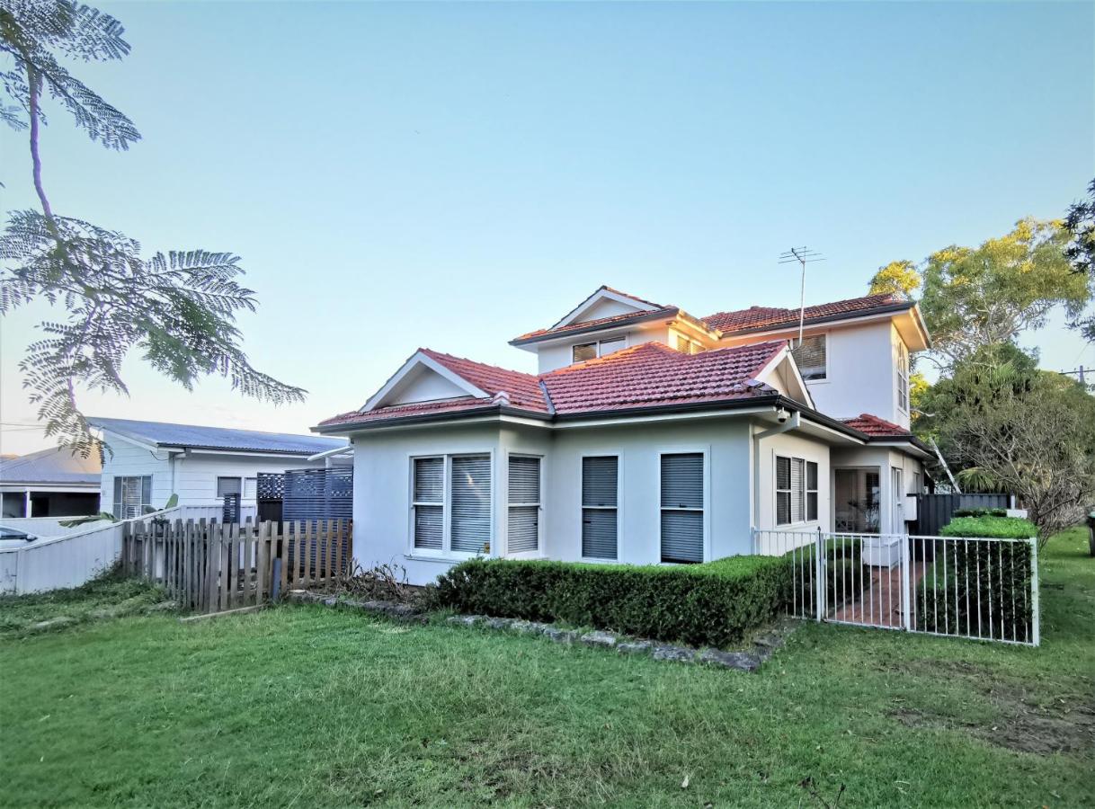 Sydney Meets Miranda, Comfy 4 Bedrooms Corner House - Ferienwohnung