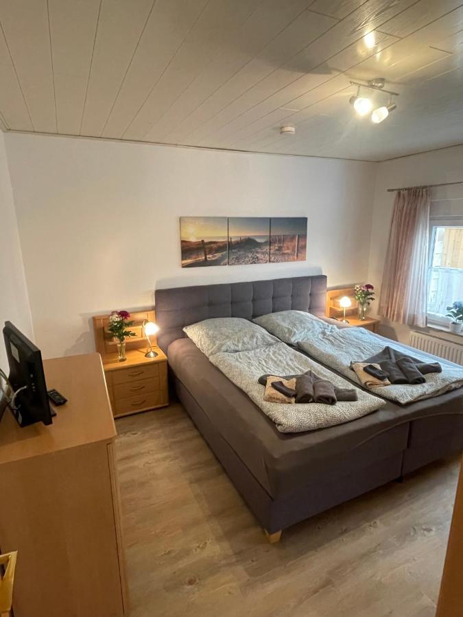 Ferienhaus am Rathaus - B&B