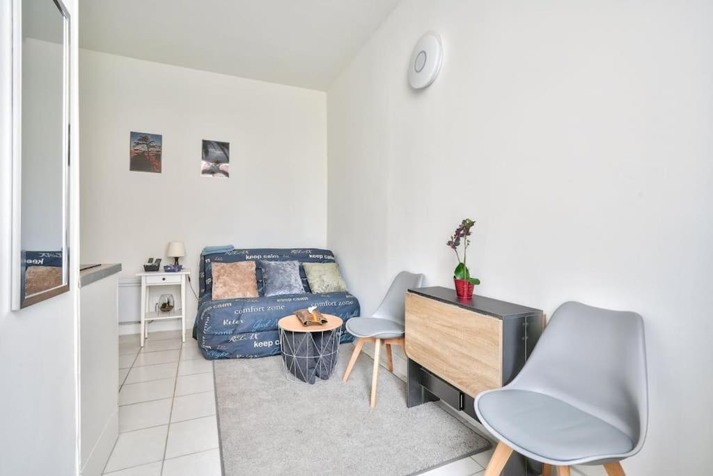 Magnificent studio near Paris - B&B