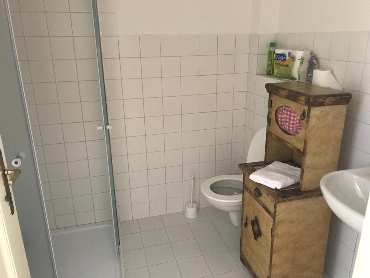 Camera Doppia con Letti Singoli